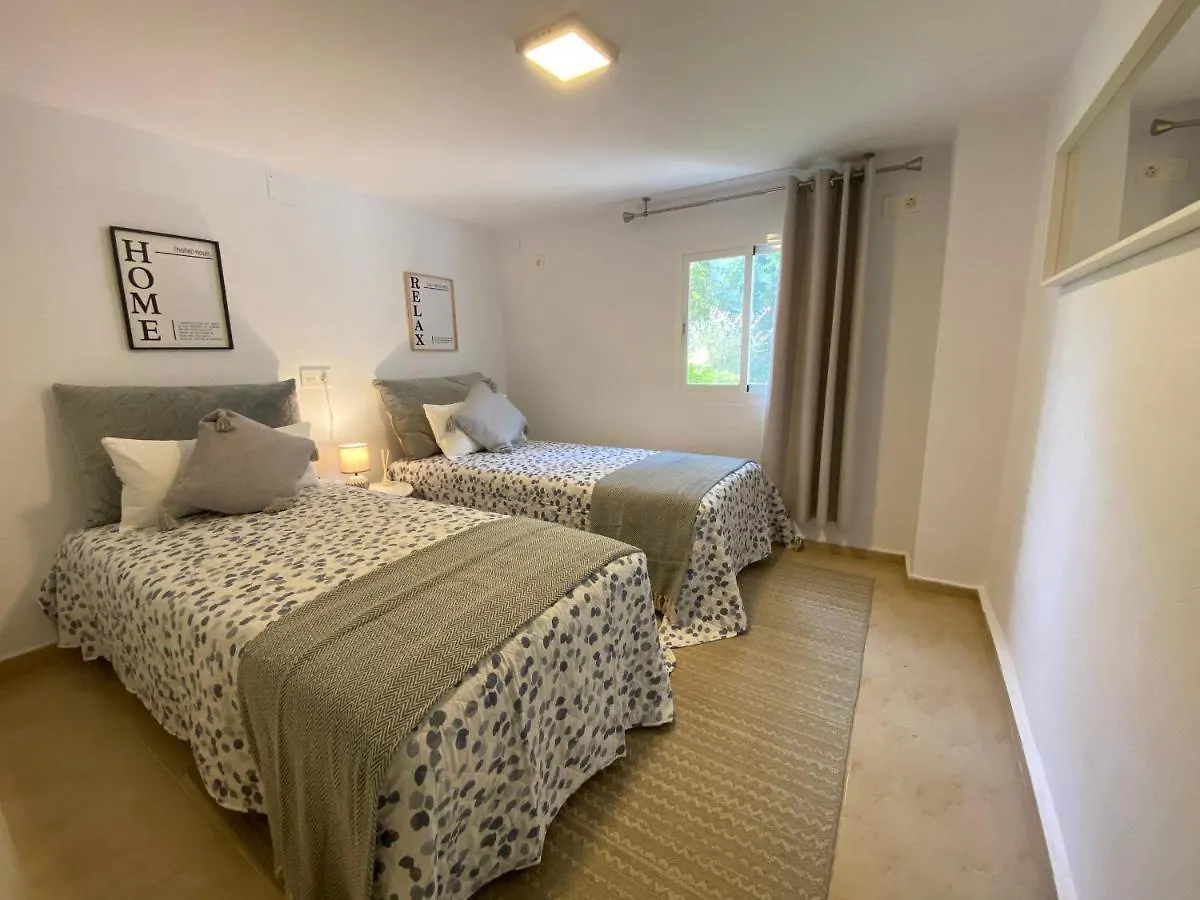Private Pool & Garden - Walk To Beach & Marbella 0*,