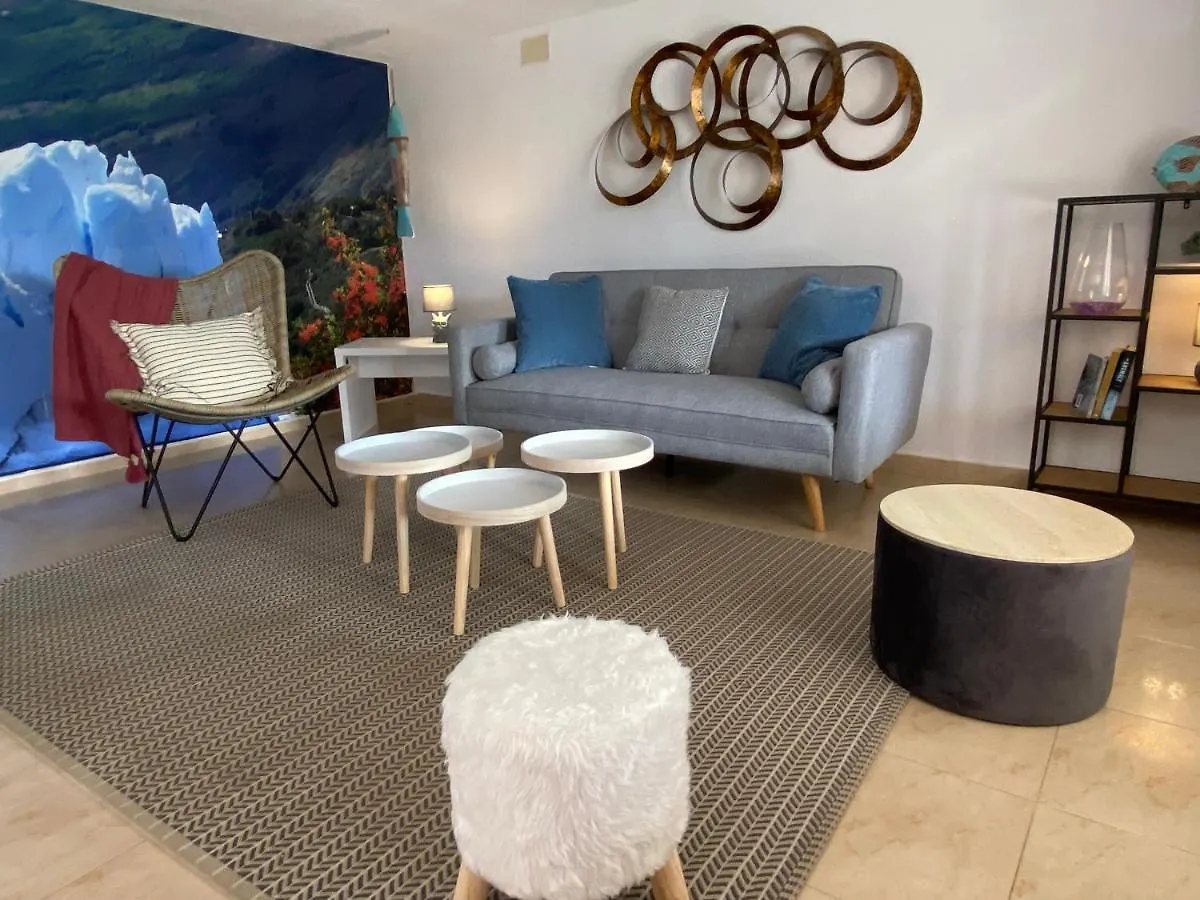 Private Pool & Garden - Walk To Beach & Marbella Holiday home